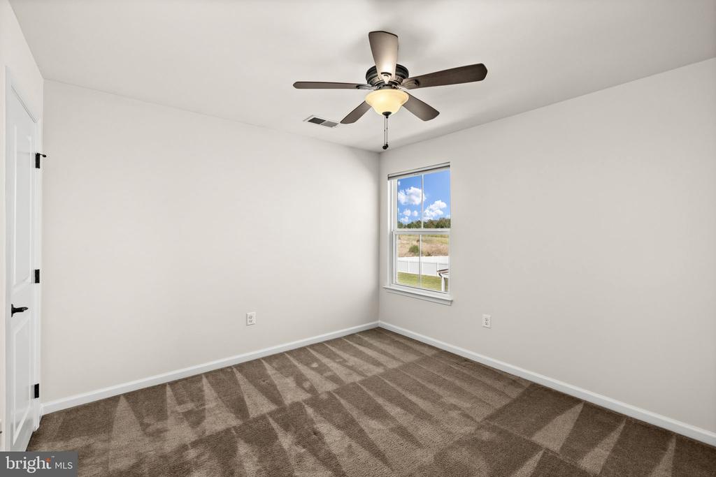 10420 NAPOLEON ST, FREDERICKSBURG, Virginia 22408, 6 Bedrooms Bedrooms, ,3 BathroomsBathrooms,Residential,10420 NAPOLEON ST,VASP2039936 MLS # VASP2039936