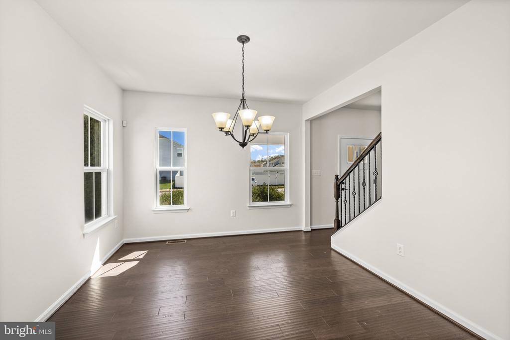 10420 NAPOLEON ST, FREDERICKSBURG, Virginia 22408, 6 Bedrooms Bedrooms, ,3 BathroomsBathrooms,Residential,10420 NAPOLEON ST,VASP2039936 MLS # VASP2039936