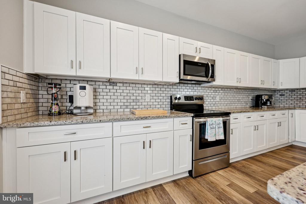 112 BUTLER CIR, LOCUST GROVE, Virginia 22508, 4 Bedrooms Bedrooms, ,2 BathroomsBathrooms,Residential,112 BUTLER CIR,VAOR2013692 MLS # VAOR2013692