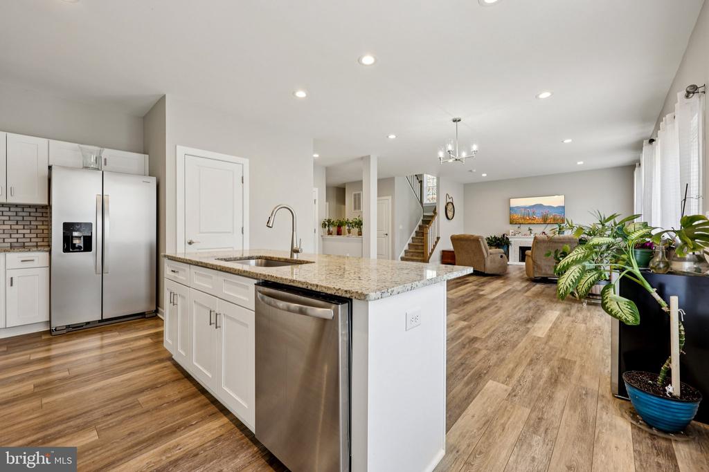 112 BUTLER CIR, LOCUST GROVE, Virginia 22508, 4 Bedrooms Bedrooms, ,2 BathroomsBathrooms,Residential,112 BUTLER CIR,VAOR2013692 MLS # VAOR2013692