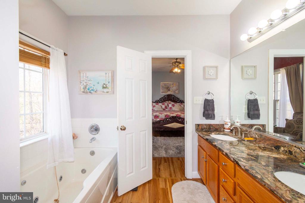 2203 CAMPBELL RD, KESWICK, Virginia 22947, 4 Bedrooms Bedrooms, ,3 BathroomsBathrooms,Residential,2203 CAMPBELL RD,VALA2009476 MLS # VALA2009476