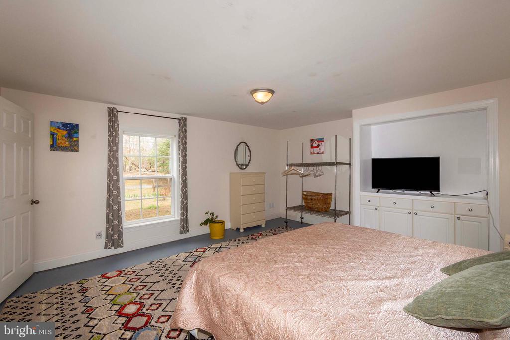 2203 CAMPBELL RD, KESWICK, Virginia 22947, 4 Bedrooms Bedrooms, ,3 BathroomsBathrooms,Residential,2203 CAMPBELL RD,VALA2009476 MLS # VALA2009476