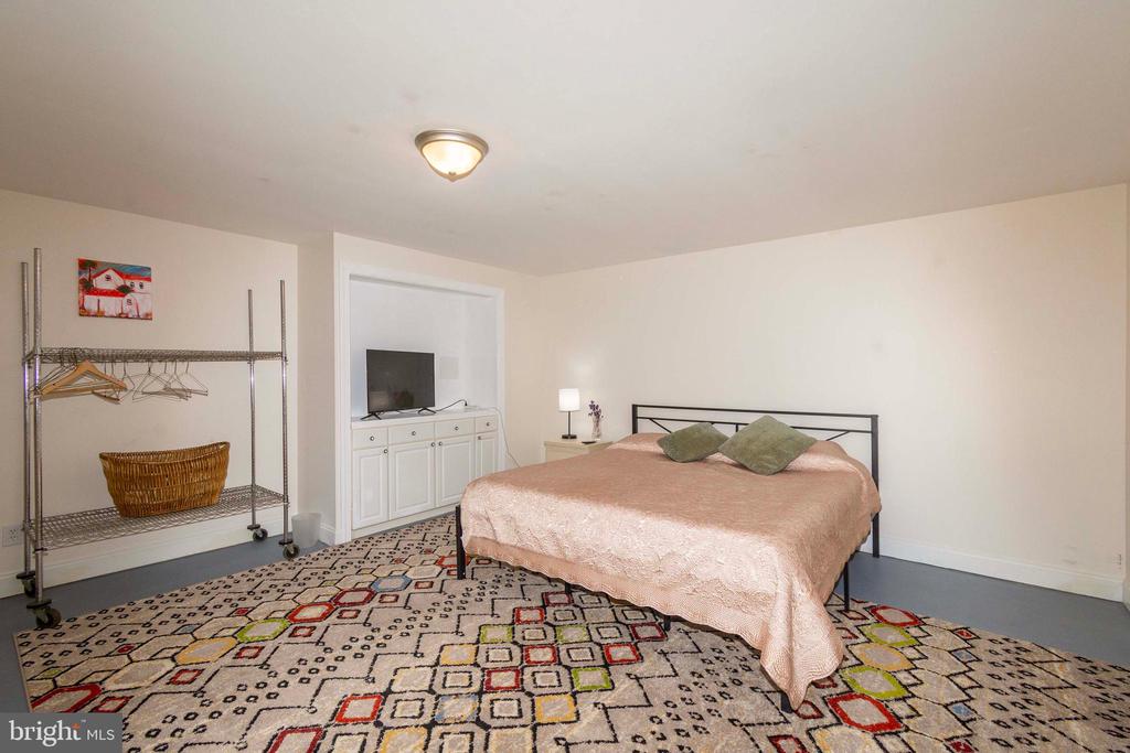 2203 CAMPBELL RD, KESWICK, Virginia 22947, 4 Bedrooms Bedrooms, ,3 BathroomsBathrooms,Residential,2203 CAMPBELL RD,VALA2009476 MLS # VALA2009476