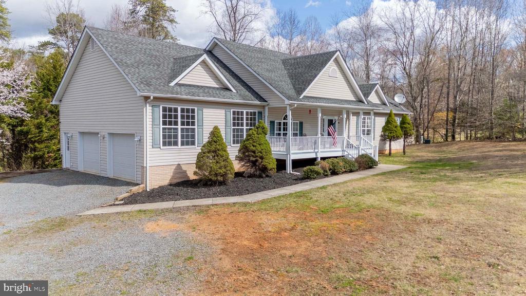 2203 CAMPBELL RD, KESWICK, Virginia 22947, 4 Bedrooms Bedrooms, ,3 BathroomsBathrooms,Residential,2203 CAMPBELL RD,VALA2009476 MLS # VALA2009476
