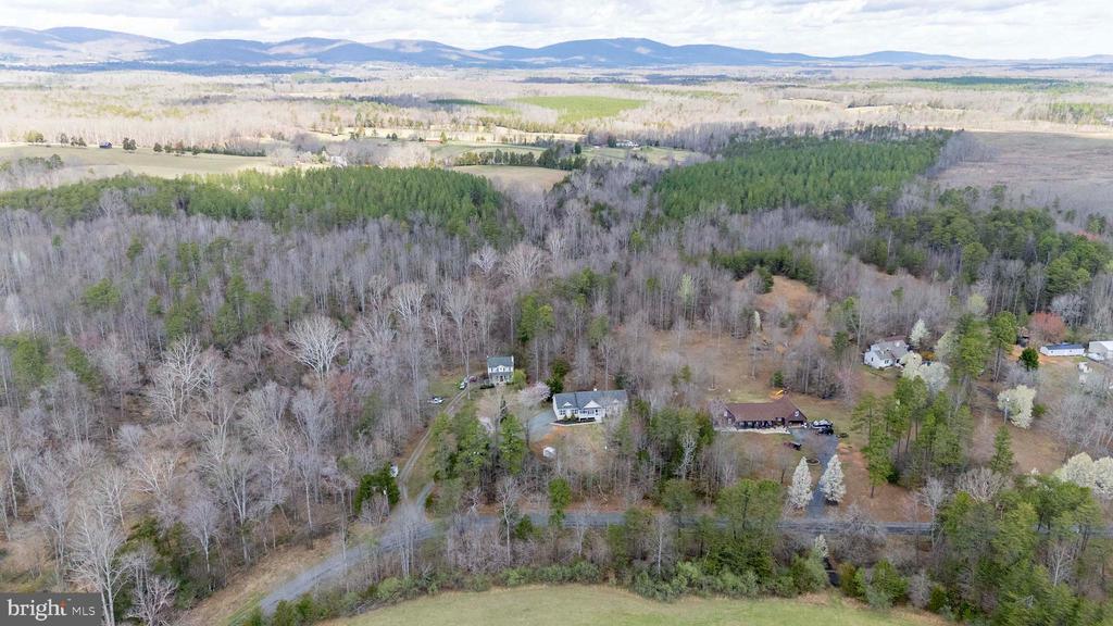 2203 CAMPBELL RD, KESWICK, Virginia 22947, 4 Bedrooms Bedrooms, ,3 BathroomsBathrooms,Residential,2203 CAMPBELL RD,VALA2009476 MLS # VALA2009476