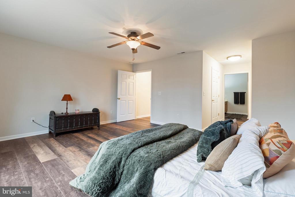 9373 WALDEN LN, MARSHALL, Virginia, 3 Bedrooms Bedrooms, ,2 BathroomsBathrooms,Residential,9373 WALDEN LN,VAFQ2021196 MLS # VAFQ2021196