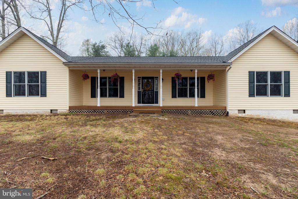 9373 WALDEN LN, MARSHALL, Virginia, 3 Bedrooms Bedrooms, ,2 BathroomsBathrooms,Residential,9373 WALDEN LN,VAFQ2021196 MLS # VAFQ2021196