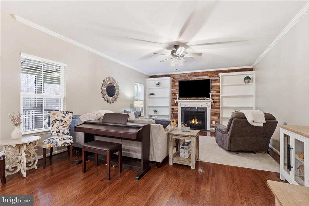 6767 LAKE ANNE CT, WARRENTON, Virginia, 4 Bedrooms Bedrooms, ,3 BathroomsBathrooms,Residential,6767 LAKE ANNE CT,VAFQ2020808 MLS # VAFQ2020808