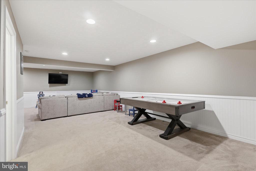 6767 LAKE ANNE CT, WARRENTON, Virginia, 4 Bedrooms Bedrooms, ,3 BathroomsBathrooms,Residential,6767 LAKE ANNE CT,VAFQ2020808 MLS # VAFQ2020808