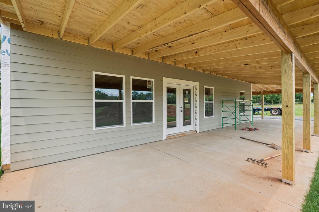 7285 OPAL RD, WARRENTON, Virginia 20186, 3 Bedrooms Bedrooms, ,3 BathroomsBathrooms,Residential,7285 OPAL RD,VAFQ2021288 MLS # VAFQ2021288