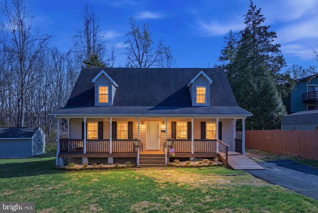 801 S LAKESHORE DR, LOUISA, Virginia 23093, 3 Bedrooms Bedrooms, ,2 BathroomsBathrooms,Residential,801 S LAKESHORE DR,VALA2009556 MLS # VALA2009556