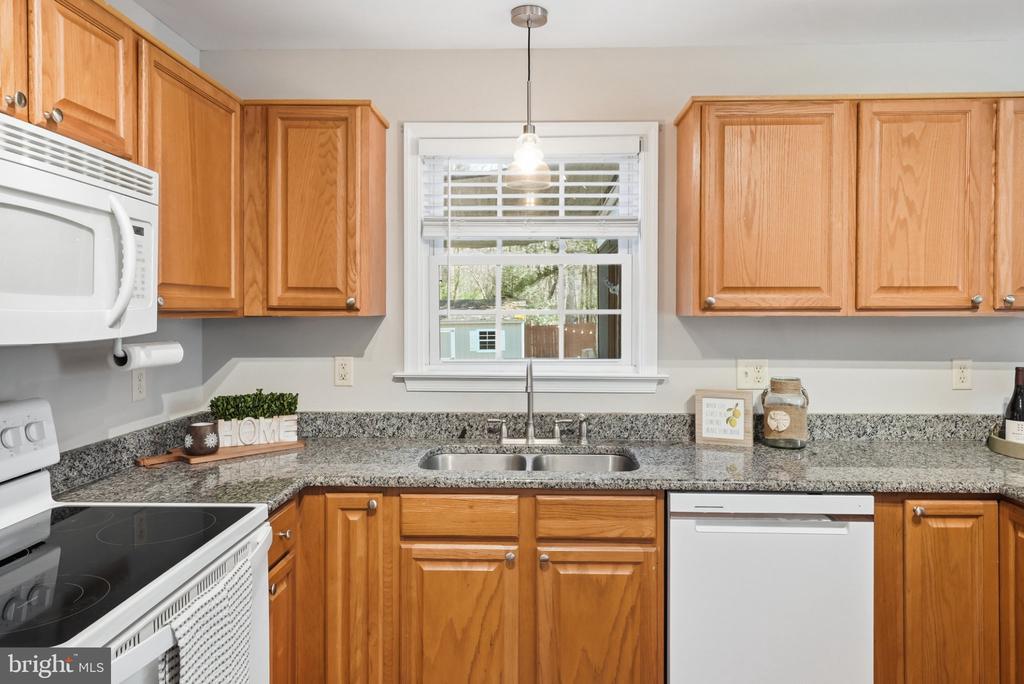 801 S LAKESHORE DR, LOUISA, Virginia 23093, 3 Bedrooms Bedrooms, ,2 BathroomsBathrooms,Residential,801 S LAKESHORE DR,VALA2009556 MLS # VALA2009556