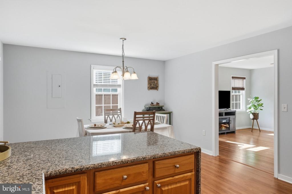 801 S LAKESHORE DR, LOUISA, Virginia 23093, 3 Bedrooms Bedrooms, ,2 BathroomsBathrooms,Residential,801 S LAKESHORE DR,VALA2009556 MLS # VALA2009556