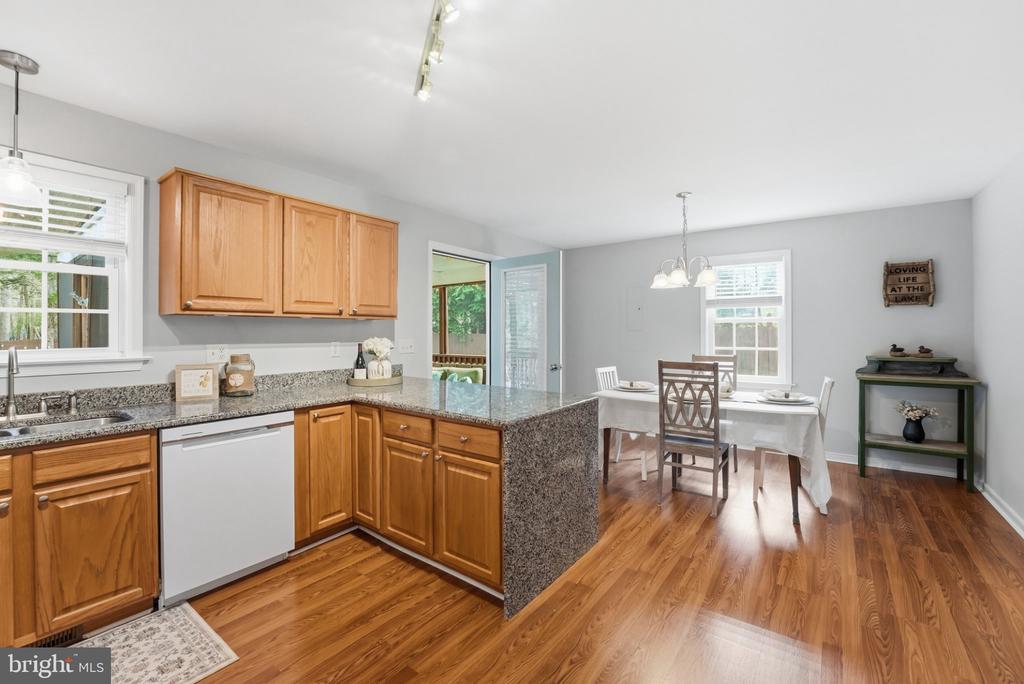 801 S LAKESHORE DR, LOUISA, Virginia 23093, 3 Bedrooms Bedrooms, ,2 BathroomsBathrooms,Residential,801 S LAKESHORE DR,VALA2009556 MLS # VALA2009556