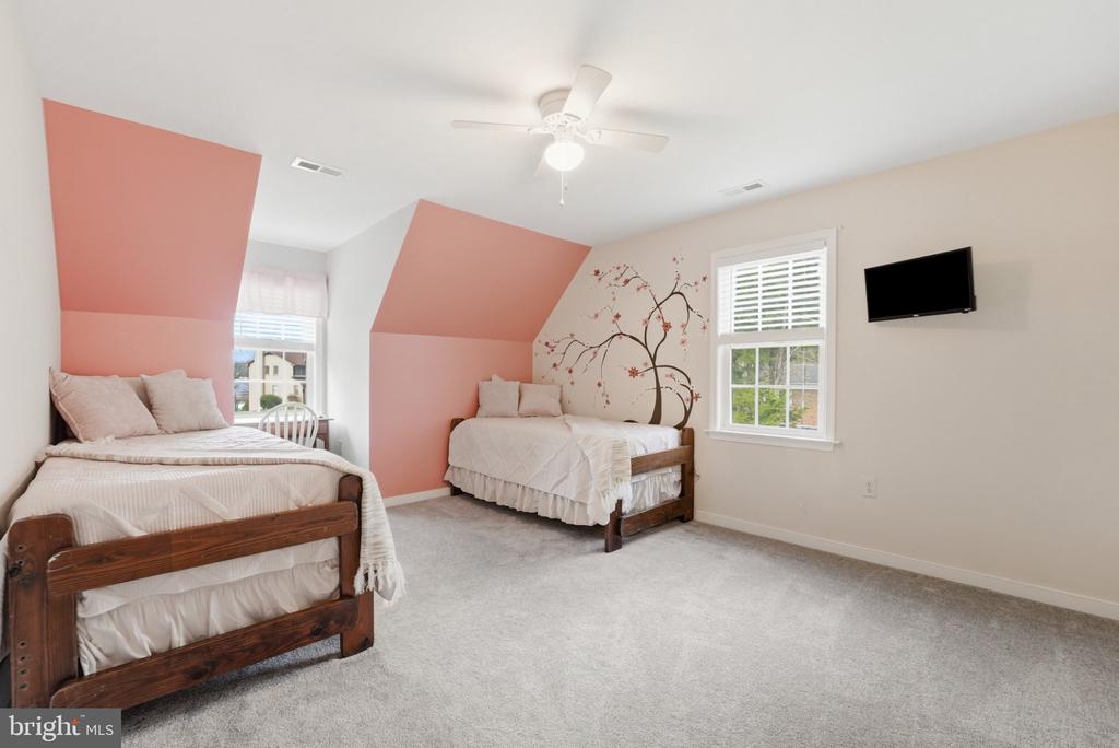 801 S LAKESHORE DR, LOUISA, Virginia 23093, 3 Bedrooms Bedrooms, ,2 BathroomsBathrooms,Residential,801 S LAKESHORE DR,VALA2009556 MLS # VALA2009556