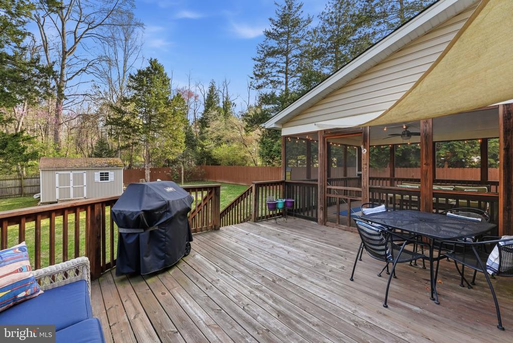 801 S LAKESHORE DR, LOUISA, Virginia 23093, 3 Bedrooms Bedrooms, ,2 BathroomsBathrooms,Residential,801 S LAKESHORE DR,VALA2009556 MLS # VALA2009556