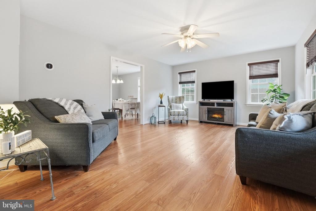 801 S LAKESHORE DR, LOUISA, Virginia 23093, 3 Bedrooms Bedrooms, ,2 BathroomsBathrooms,Residential,801 S LAKESHORE DR,VALA2009556 MLS # VALA2009556