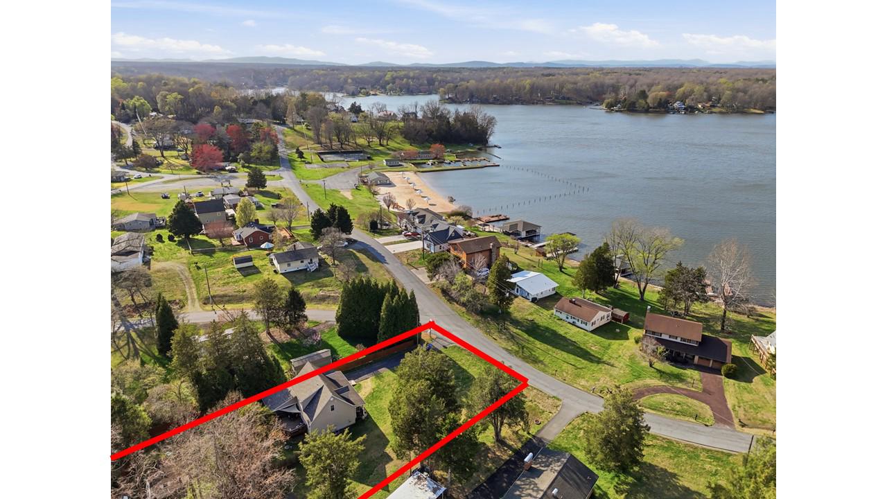 801 S LAKESHORE DR, LOUISA, Virginia 23093, 3 Bedrooms Bedrooms, ,2 BathroomsBathrooms,Residential,801 S LAKESHORE DR,VALA2009556 MLS # VALA2009556