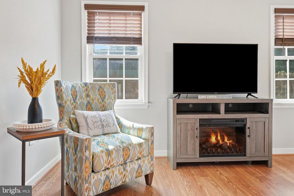 801 S LAKESHORE DR, LOUISA, Virginia 23093, 3 Bedrooms Bedrooms, ,2 BathroomsBathrooms,Residential,801 S LAKESHORE DR,VALA2009556 MLS # VALA2009556