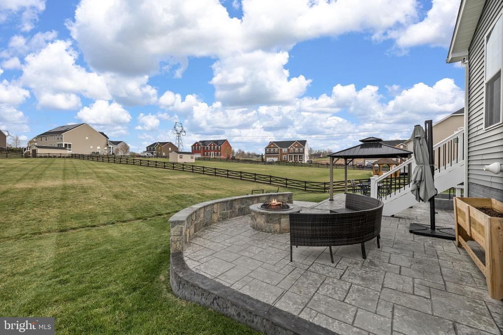 7803 HERMITAGE DR, FREDERICKSBURG, Virginia 22407, 5 Bedrooms Bedrooms, ,5 BathroomsBathrooms,Residential,7803 HERMITAGE DR,VASP2040518 MLS # VASP2040518