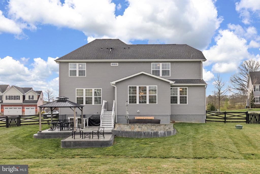 7803 HERMITAGE DR, FREDERICKSBURG, Virginia 22407, 5 Bedrooms Bedrooms, ,5 BathroomsBathrooms,Residential,7803 HERMITAGE DR,VASP2040518 MLS # VASP2040518