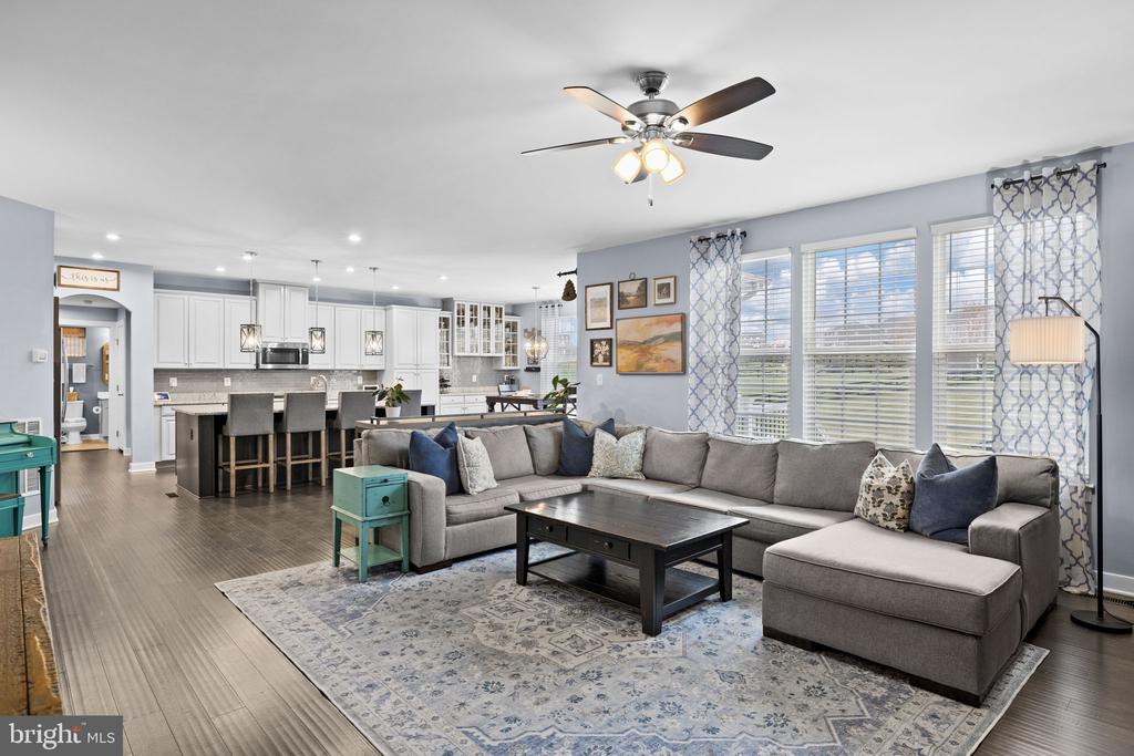 7803 HERMITAGE DR, FREDERICKSBURG, Virginia 22407, 5 Bedrooms Bedrooms, ,5 BathroomsBathrooms,Residential,7803 HERMITAGE DR,VASP2040518 MLS # VASP2040518