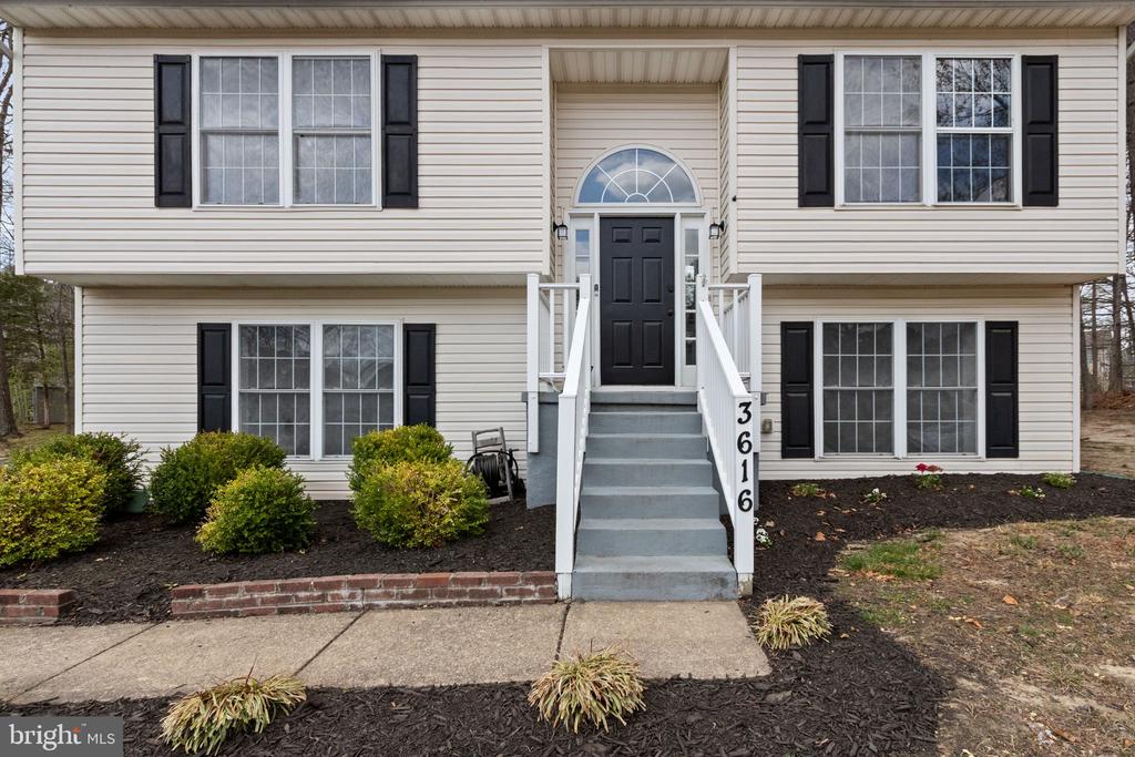 3616 LANCASTER RING RD, FREDERICKSBURG, Virginia 22408, 4 Bedrooms Bedrooms, ,2 BathroomsBathrooms,Residential,3616 LANCASTER RING RD,VASP2040558 MLS # VASP2040558