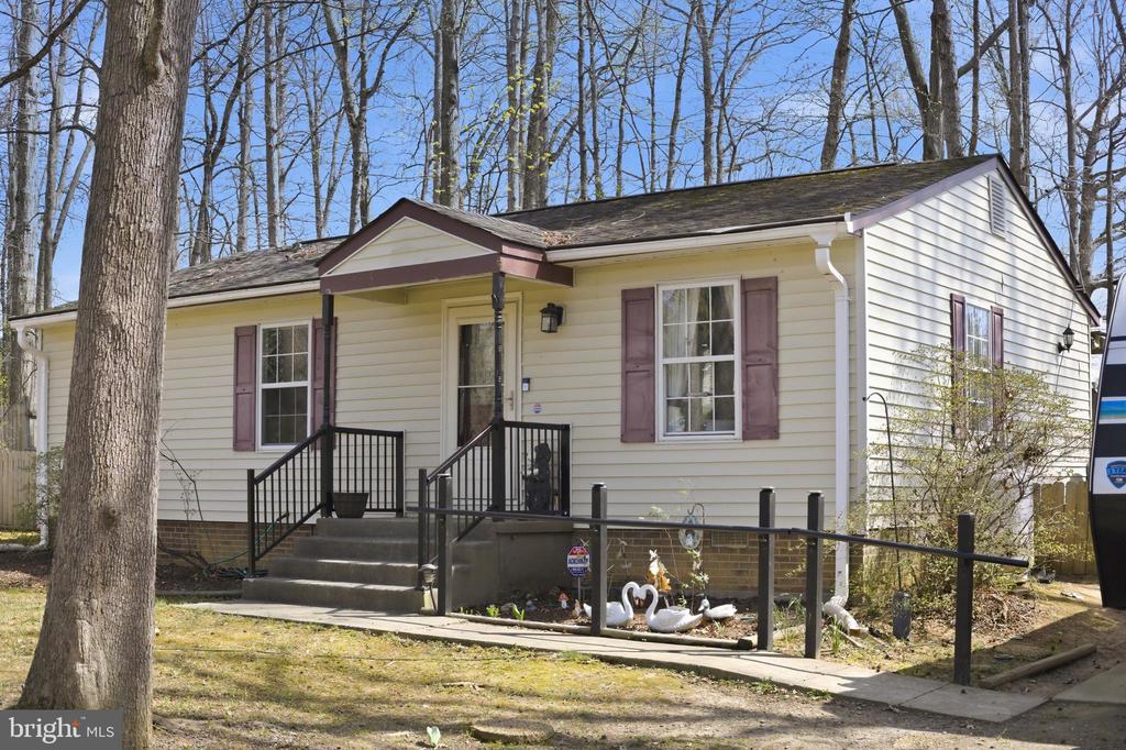 15 TIMBERLAND DR, FREDERICKSBURG, Virginia 22407, 3 Bedrooms Bedrooms, ,1 BathroomBathrooms,Residential,15 TIMBERLAND DR,VASP2040576 MLS # VASP2040576