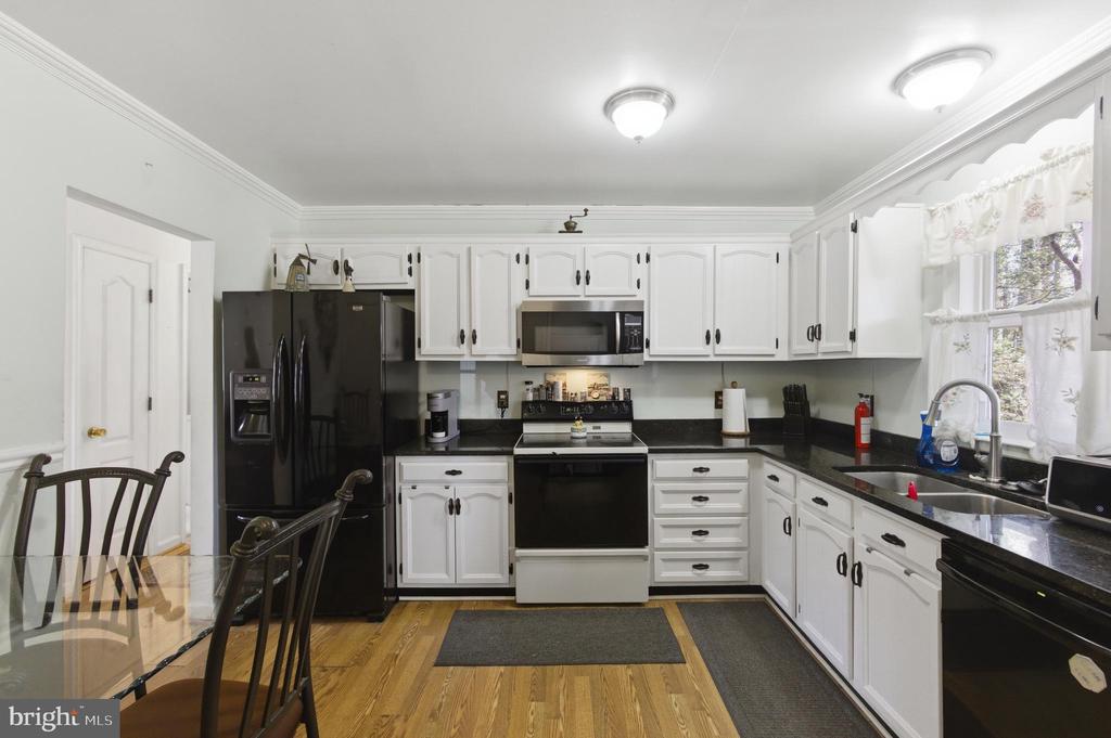 15 TIMBERLAND DR, FREDERICKSBURG, Virginia 22407, 3 Bedrooms Bedrooms, ,1 BathroomBathrooms,Residential,15 TIMBERLAND DR,VASP2040576 MLS # VASP2040576