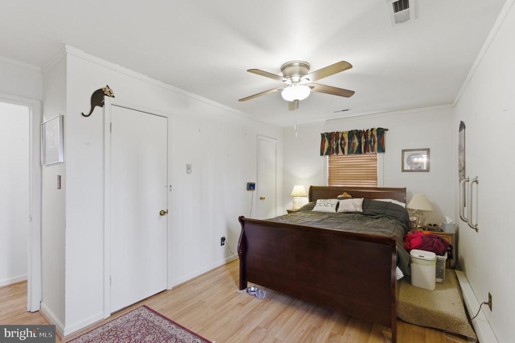 15 TIMBERLAND DR, FREDERICKSBURG, Virginia 22407, 3 Bedrooms Bedrooms, ,1 BathroomBathrooms,Residential,15 TIMBERLAND DR,VASP2040576 MLS # VASP2040576