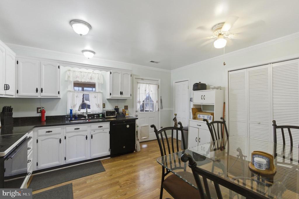 15 TIMBERLAND DR, FREDERICKSBURG, Virginia 22407, 3 Bedrooms Bedrooms, ,1 BathroomBathrooms,Residential,15 TIMBERLAND DR,VASP2040576 MLS # VASP2040576