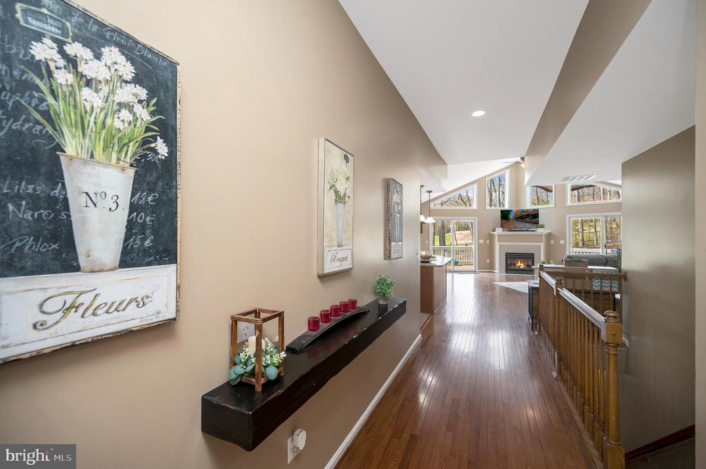 315 WESTOVER PKWY, LOCUST GROVE, Virginia 22508, 5 Bedrooms Bedrooms, ,3 BathroomsBathrooms,Residential,315 WESTOVER PKWY,VAOR2013770 MLS # VAOR2013770