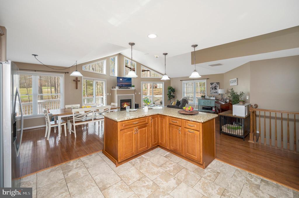 315 WESTOVER PKWY, LOCUST GROVE, Virginia 22508, 5 Bedrooms Bedrooms, ,3 BathroomsBathrooms,Residential,315 WESTOVER PKWY,VAOR2013770 MLS # VAOR2013770