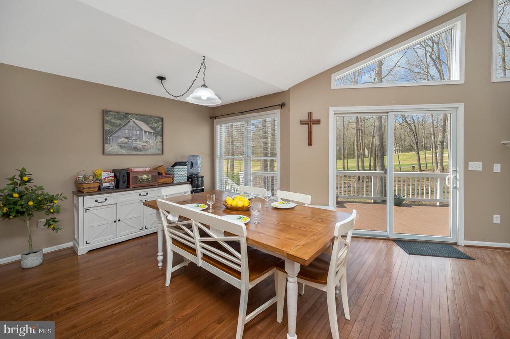 315 WESTOVER PKWY, LOCUST GROVE, Virginia 22508, 5 Bedrooms Bedrooms, ,3 BathroomsBathrooms,Residential,315 WESTOVER PKWY,VAOR2013770 MLS # VAOR2013770