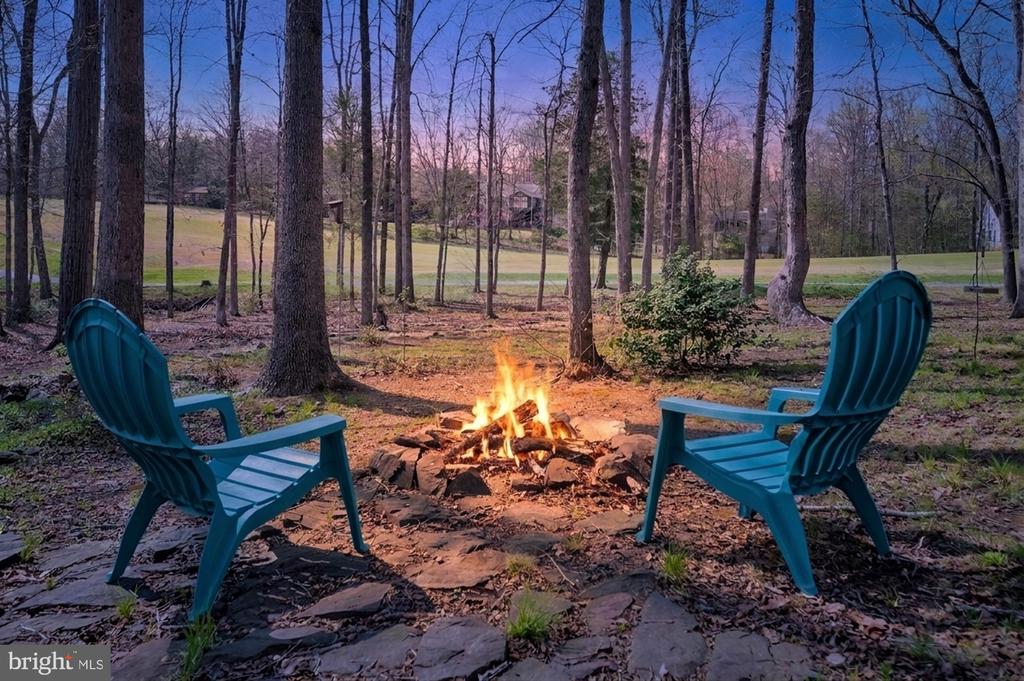 315 WESTOVER PKWY, LOCUST GROVE, Virginia 22508, 5 Bedrooms Bedrooms, ,3 BathroomsBathrooms,Residential,315 WESTOVER PKWY,VAOR2013770 MLS # VAOR2013770