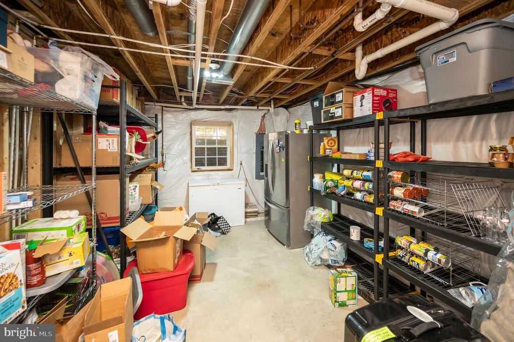 315 WESTOVER PKWY, LOCUST GROVE, Virginia 22508, 5 Bedrooms Bedrooms, ,3 BathroomsBathrooms,Residential,315 WESTOVER PKWY,VAOR2013770 MLS # VAOR2013770