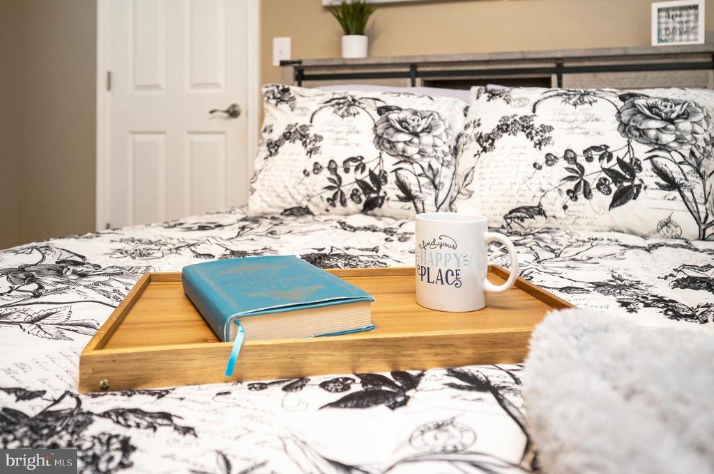 315 WESTOVER PKWY, LOCUST GROVE, Virginia 22508, 5 Bedrooms Bedrooms, ,3 BathroomsBathrooms,Residential,315 WESTOVER PKWY,VAOR2013770 MLS # VAOR2013770