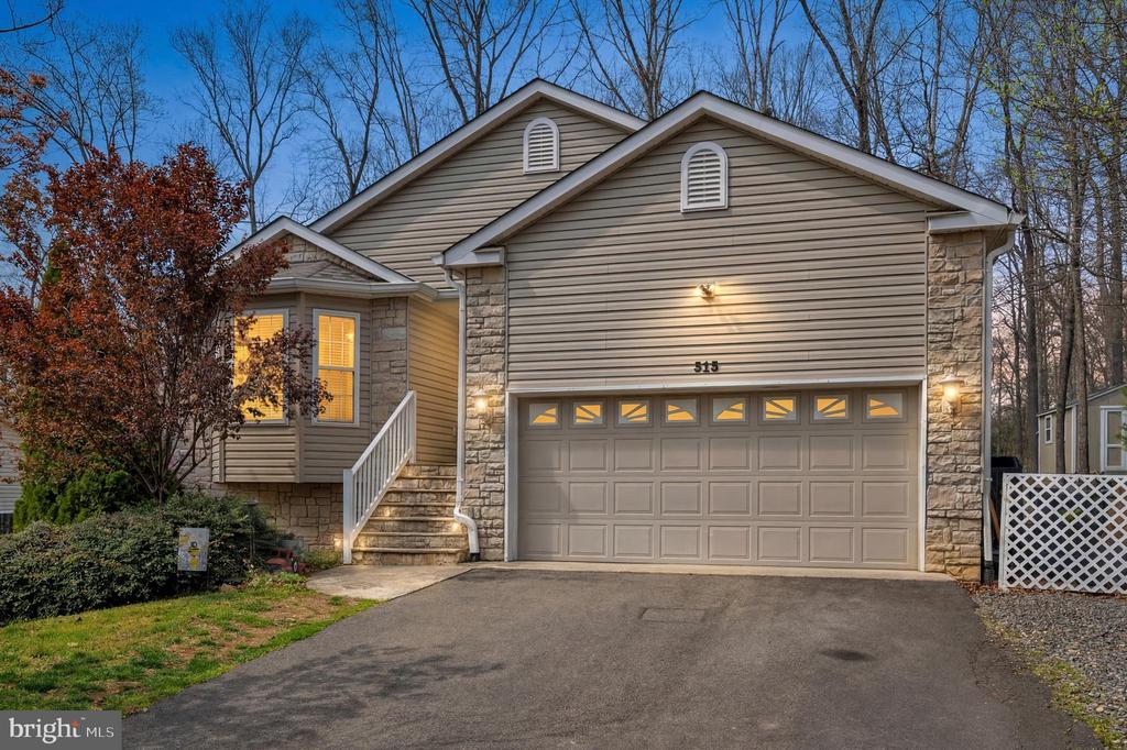 315 WESTOVER PKWY, LOCUST GROVE, Virginia 22508, 5 Bedrooms Bedrooms, ,3 BathroomsBathrooms,Residential,315 WESTOVER PKWY,VAOR2013770 MLS # VAOR2013770