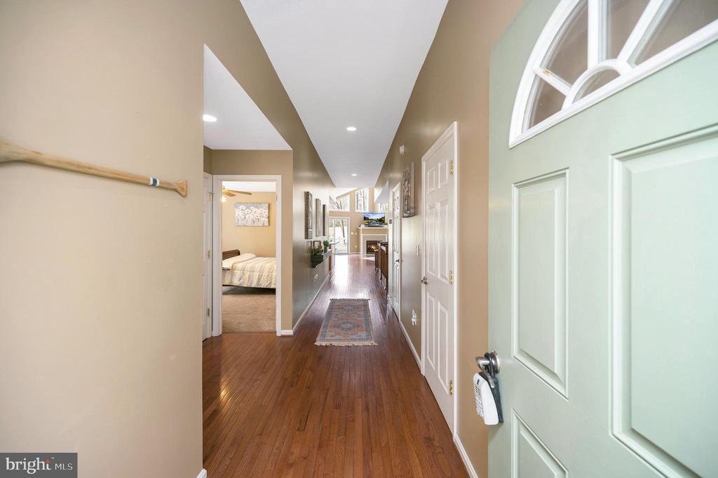 315 WESTOVER PKWY, LOCUST GROVE, Virginia 22508, 5 Bedrooms Bedrooms, ,3 BathroomsBathrooms,Residential,315 WESTOVER PKWY,VAOR2013770 MLS # VAOR2013770