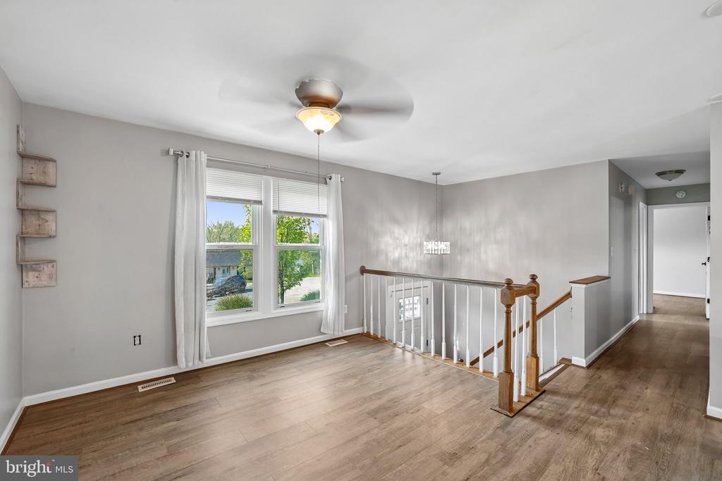 6904 RIDGE WAY DR, FREDERICKSBURG, Virginia 22407, 4 Bedrooms Bedrooms, ,2 BathroomsBathrooms,Residential,6904 RIDGE WAY DR,VASP2040578 MLS # VASP2040578