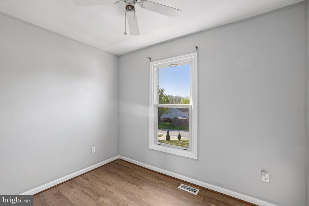 6904 RIDGE WAY DR, FREDERICKSBURG, Virginia 22407, 4 Bedrooms Bedrooms, ,2 BathroomsBathrooms,Residential,6904 RIDGE WAY DR,VASP2040578 MLS # VASP2040578