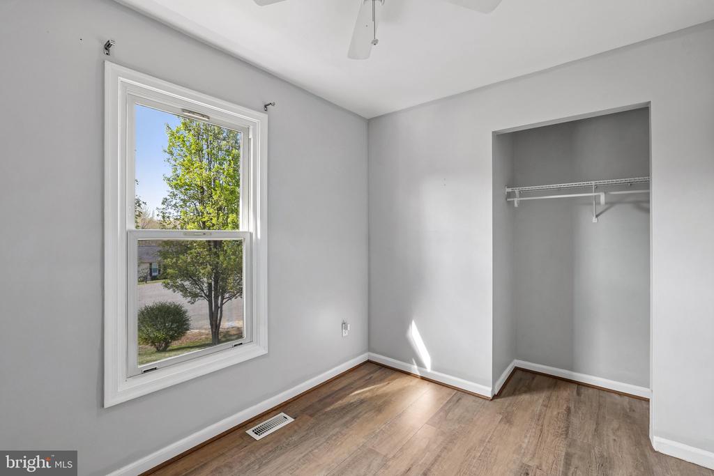 6904 RIDGE WAY DR, FREDERICKSBURG, Virginia 22407, 4 Bedrooms Bedrooms, ,2 BathroomsBathrooms,Residential,6904 RIDGE WAY DR,VASP2040578 MLS # VASP2040578