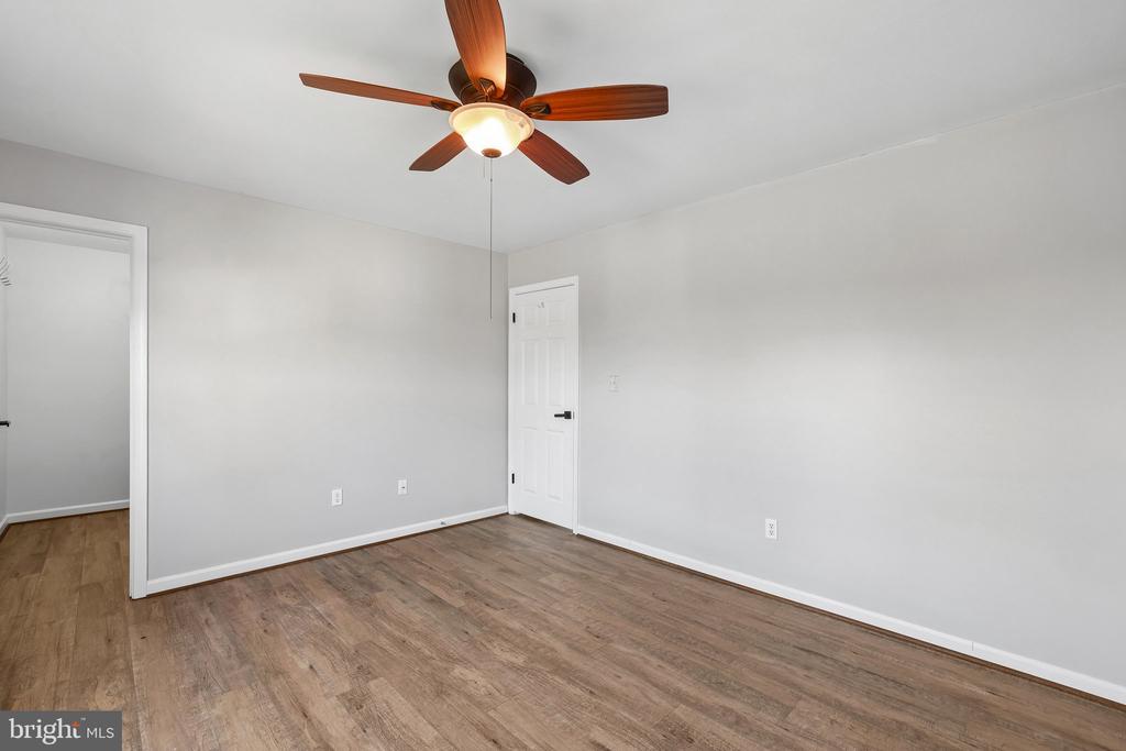 6904 RIDGE WAY DR, FREDERICKSBURG, Virginia 22407, 4 Bedrooms Bedrooms, ,2 BathroomsBathrooms,Residential,6904 RIDGE WAY DR,VASP2040578 MLS # VASP2040578