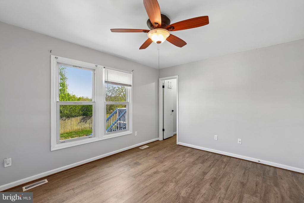 6904 RIDGE WAY DR, FREDERICKSBURG, Virginia 22407, 4 Bedrooms Bedrooms, ,2 BathroomsBathrooms,Residential,6904 RIDGE WAY DR,VASP2040578 MLS # VASP2040578