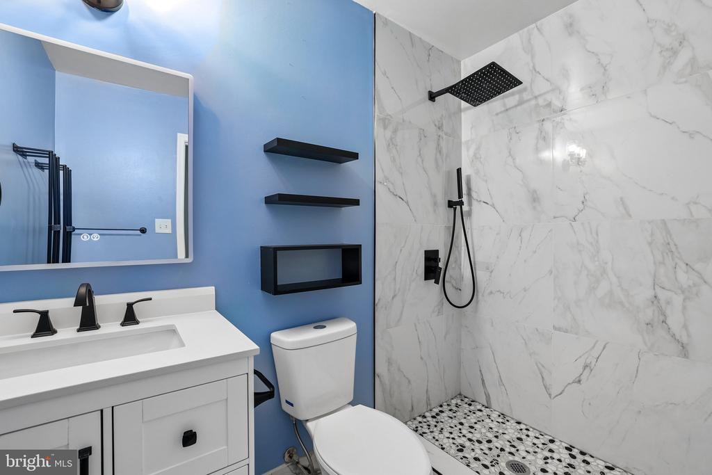 6904 RIDGE WAY DR, FREDERICKSBURG, Virginia 22407, 4 Bedrooms Bedrooms, ,2 BathroomsBathrooms,Residential,6904 RIDGE WAY DR,VASP2040578 MLS # VASP2040578