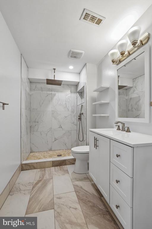 6904 RIDGE WAY DR, FREDERICKSBURG, Virginia 22407, 4 Bedrooms Bedrooms, ,2 BathroomsBathrooms,Residential,6904 RIDGE WAY DR,VASP2040578 MLS # VASP2040578