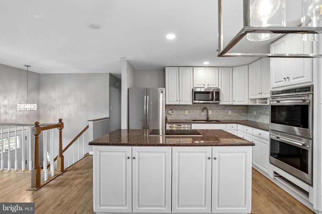 6904 RIDGE WAY DR, FREDERICKSBURG, Virginia 22407, 4 Bedrooms Bedrooms, ,2 BathroomsBathrooms,Residential,6904 RIDGE WAY DR,VASP2040578 MLS # VASP2040578