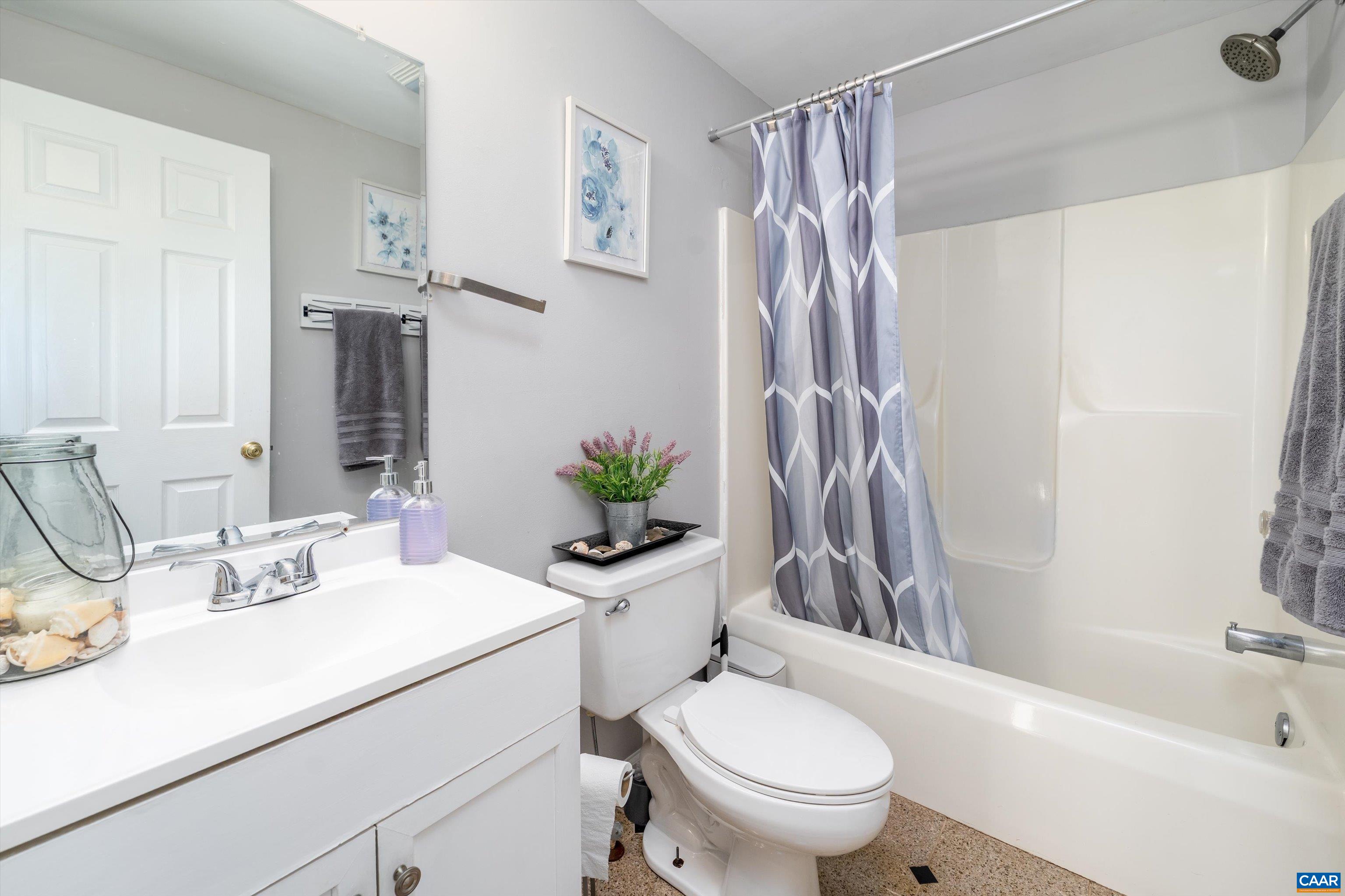 5343 AMICUS RD, RUCKERSVILLE, Virginia 22968, 5 Bedrooms Bedrooms, ,2 BathroomsBathrooms,Residential,Amicus Road,5343 AMICUS RD,675033 MLS # 675033