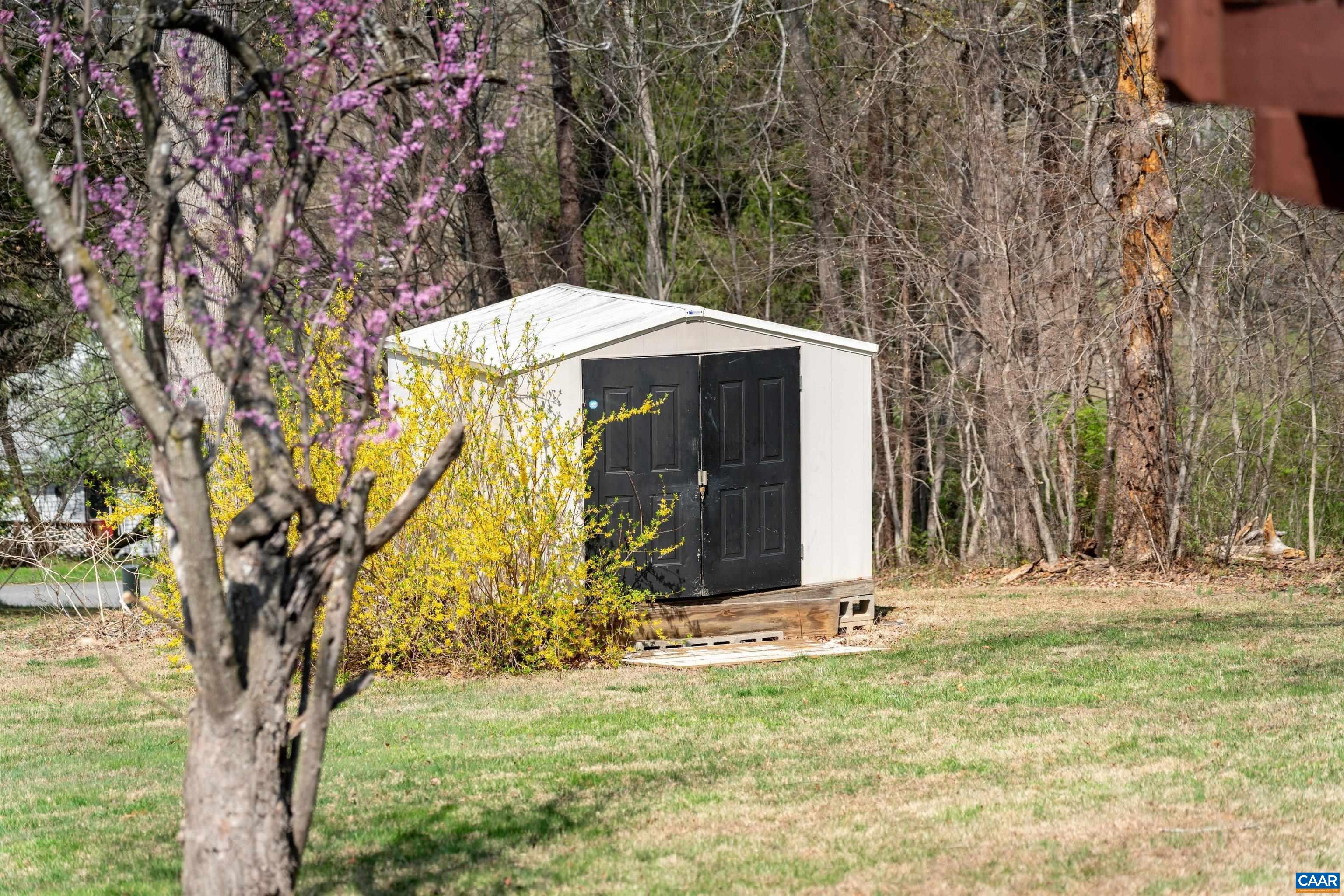 5343 AMICUS RD, RUCKERSVILLE, Virginia 22968, 5 Bedrooms Bedrooms, ,2 BathroomsBathrooms,Residential,Amicus Road,5343 AMICUS RD,675033 MLS # 675033