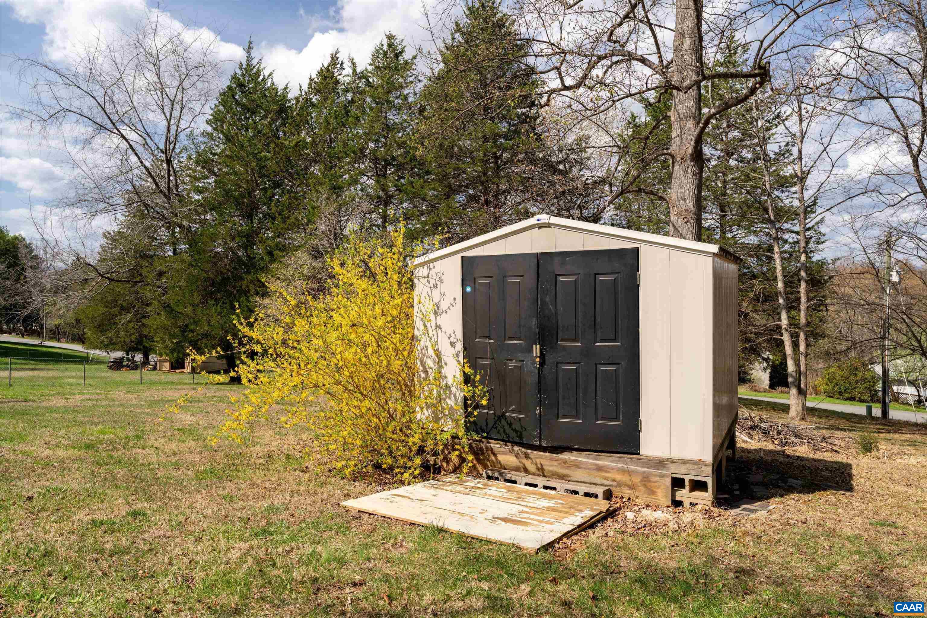 5343 AMICUS RD, RUCKERSVILLE, Virginia 22968, 5 Bedrooms Bedrooms, ,2 BathroomsBathrooms,Residential,Amicus Road,5343 AMICUS RD,675033 MLS # 675033